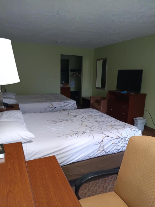 Americana Inn - Henderson image 3